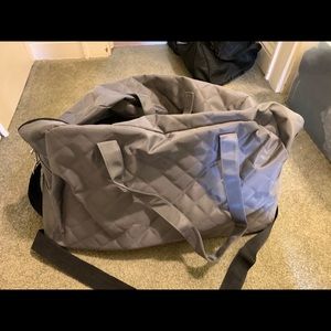 Medium duffle bag